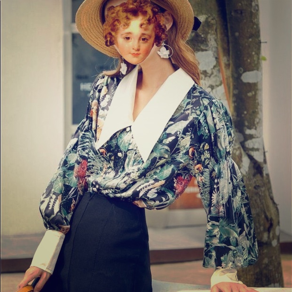 Vintage floral print blouse